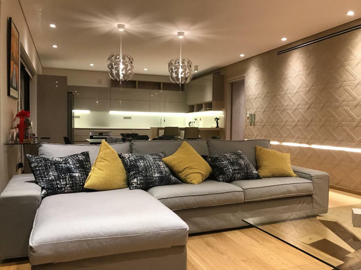Luxury & Stylish Family Apartment Atene Esterno foto